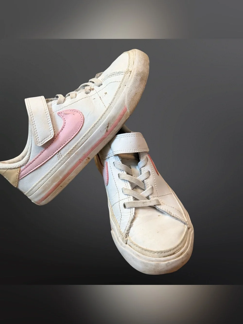 Nike cute court